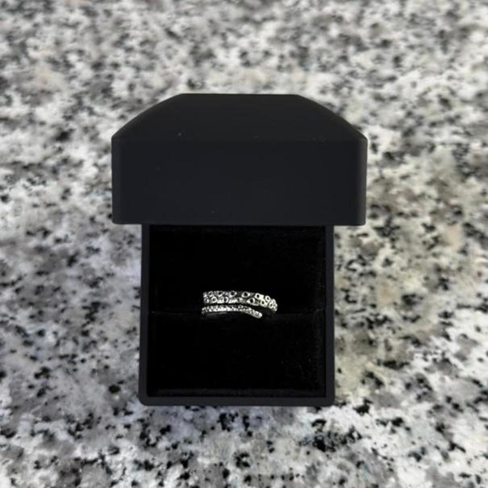 Silver Chrome Steel Y2k Octopus Tentacle ‎ Ring Brand New